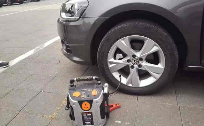 张家界汽车搭电案例