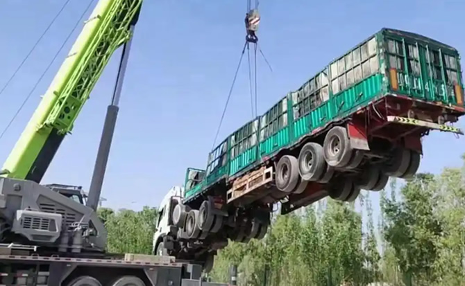 张家界道路脱困救援案例